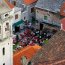 Všude přítomné restaurace a kavárny