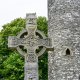 Vysoké kamenné kříže měly dříve důležitou didaktickou funkci, negramotní věřící měli před očima evangelium vytesané do kamene. Vysoké kamenné kříže měly dříve důležitou didaktickou funkci, negramotní věřící měli před očima evangelium vytesané do kamene.