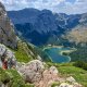 Sestup zpět k jezeru, zde začíná nepříjemná suť Sestup zpět k jezeru, zde začíná nepříjemná suť